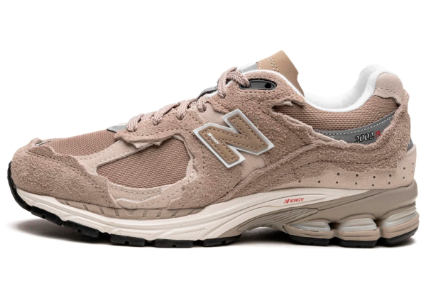 New Balance 2002R Driftwood Sea Salt