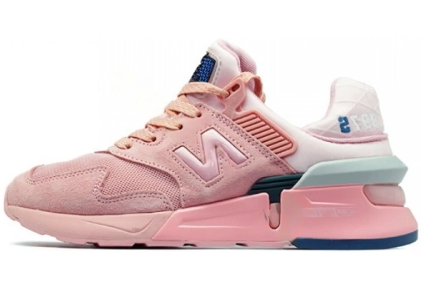 New Balance 997s Pink