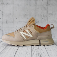 Кроссовки New Balance Ruga бежевые