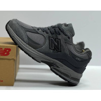 Кроссовки New Balance 2002R Graphite Grey утепленные