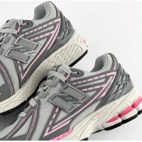 New Balance 1906R Grey Pink