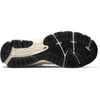 New Balance 2002R Bone