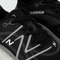 New Balance Fresh Foam x More Trail V4 Black White