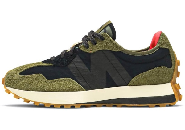 New Balance 327 Limited Edt x SBTG Urban Islander