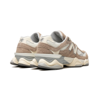 New Balance 9060 Driftwood