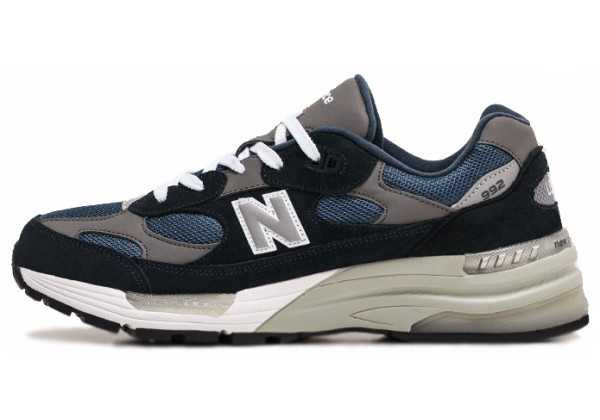 New Balance 992 Black Blue