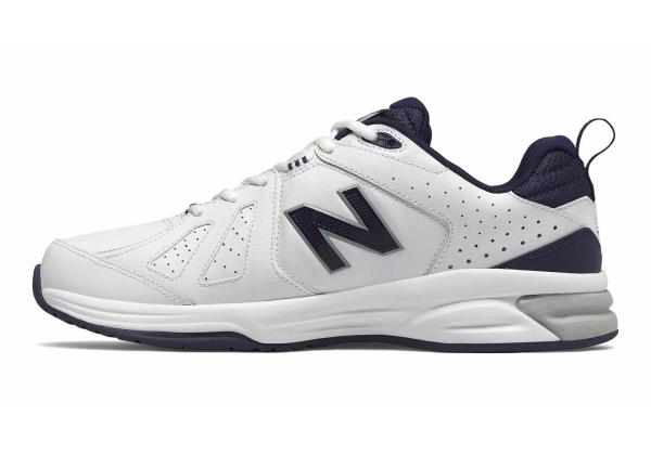 Кроссовки New Balance 624v5 белые