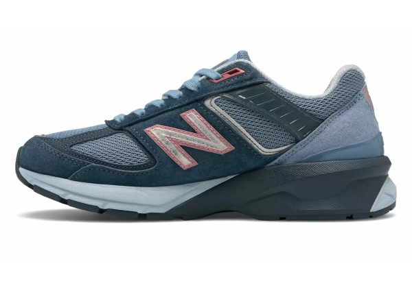 Кроссовки New Balance 990v5 голубые