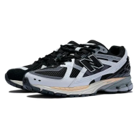 New Balance 1906U Sea Salt Magnet Black Berge