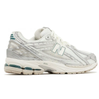 New Balance 1906R Silver Metallic Cream White