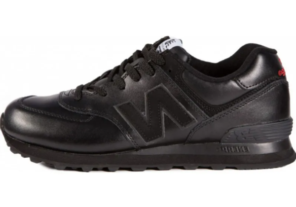 New Balance 574 All Black Leather