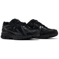 New Balance 1906R All Black