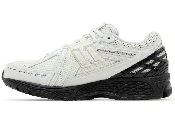 New Balance 1906R Comme Des Garcons