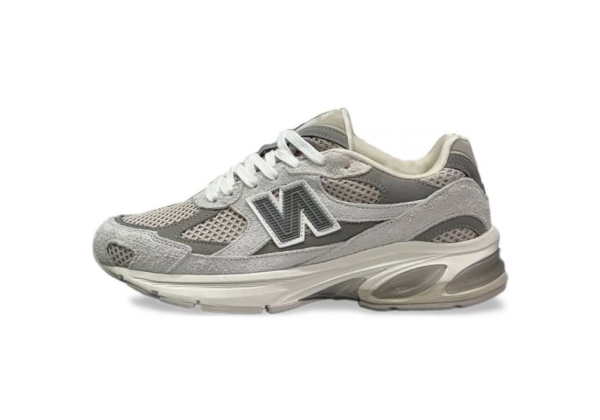 New Balance 2010 Nimbus Cloud
