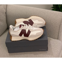 New Balance 327 Moonbeam Classic white