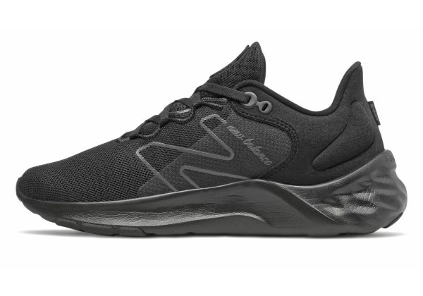 Кроссовки New Balance Fresh Foam Roav v2 черные