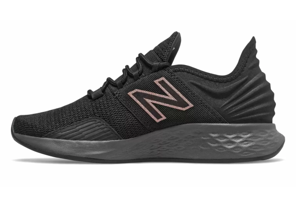 Кроссовки New Balance Fresh Foam Roav черные