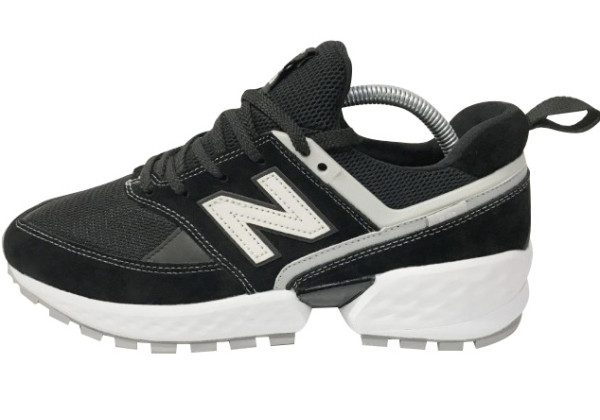 Кроссовки New Balance 574 Classic черные с белым