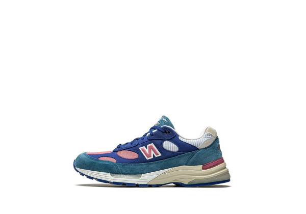 Кроссовки New Balance 992 сине-розовые